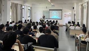 BF38CF124AB68BAB0C198BFD17269F3F